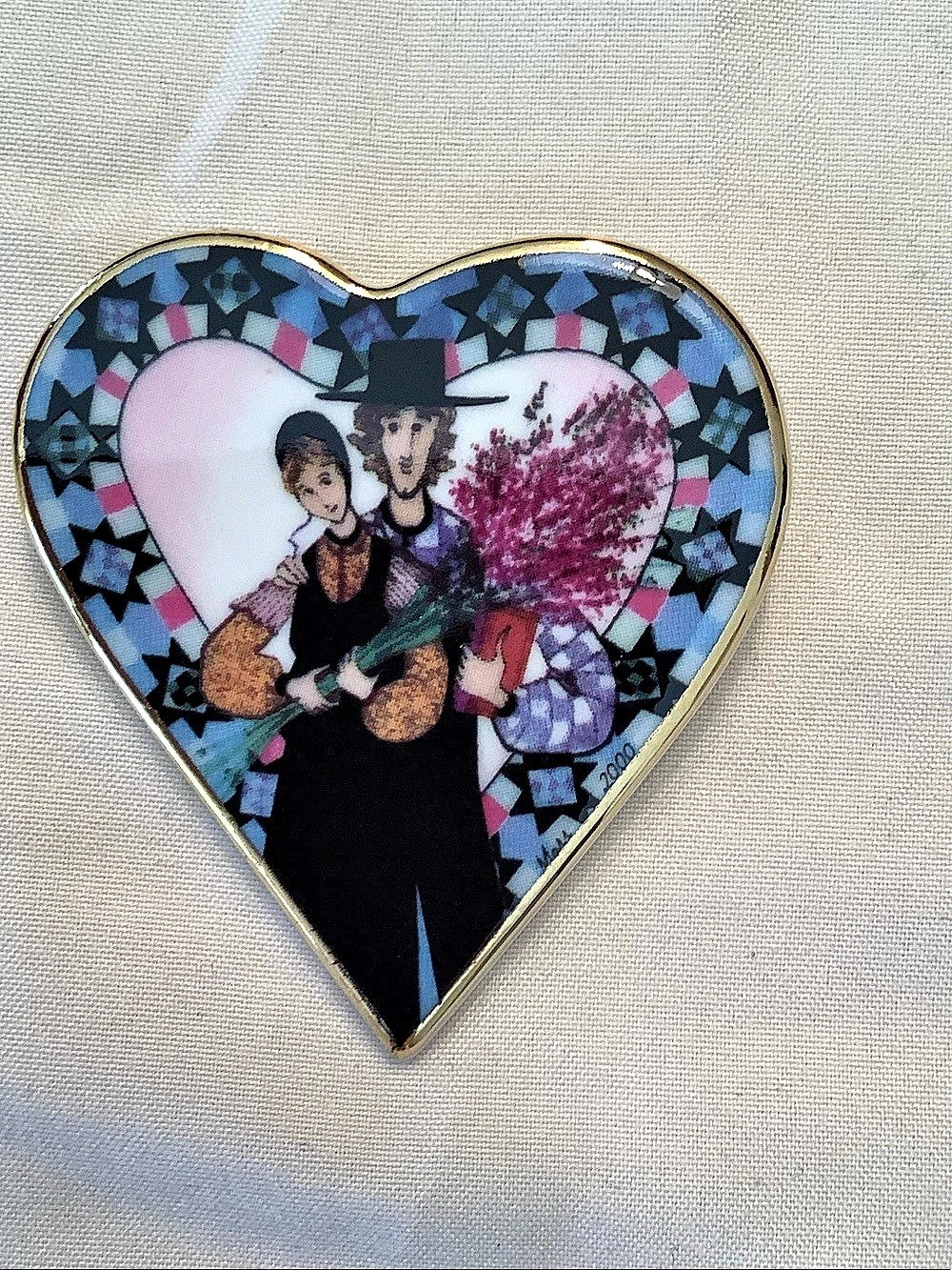 P Buckley Moss Jewelry Spirit of Love Heart Porcelain Brooch in Multicolor Like